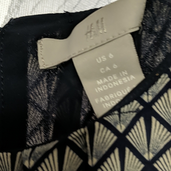 Ladies shift dress - Picture 2 of 5